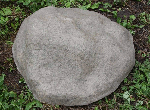 <b>Крышка люка Искусственный камень D80/30</b> - декоративная крышка, имитирующая камень валун.